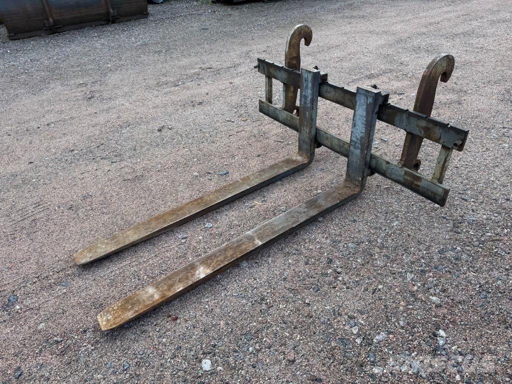 LM Trac 680 ماكينات منفعة عامة