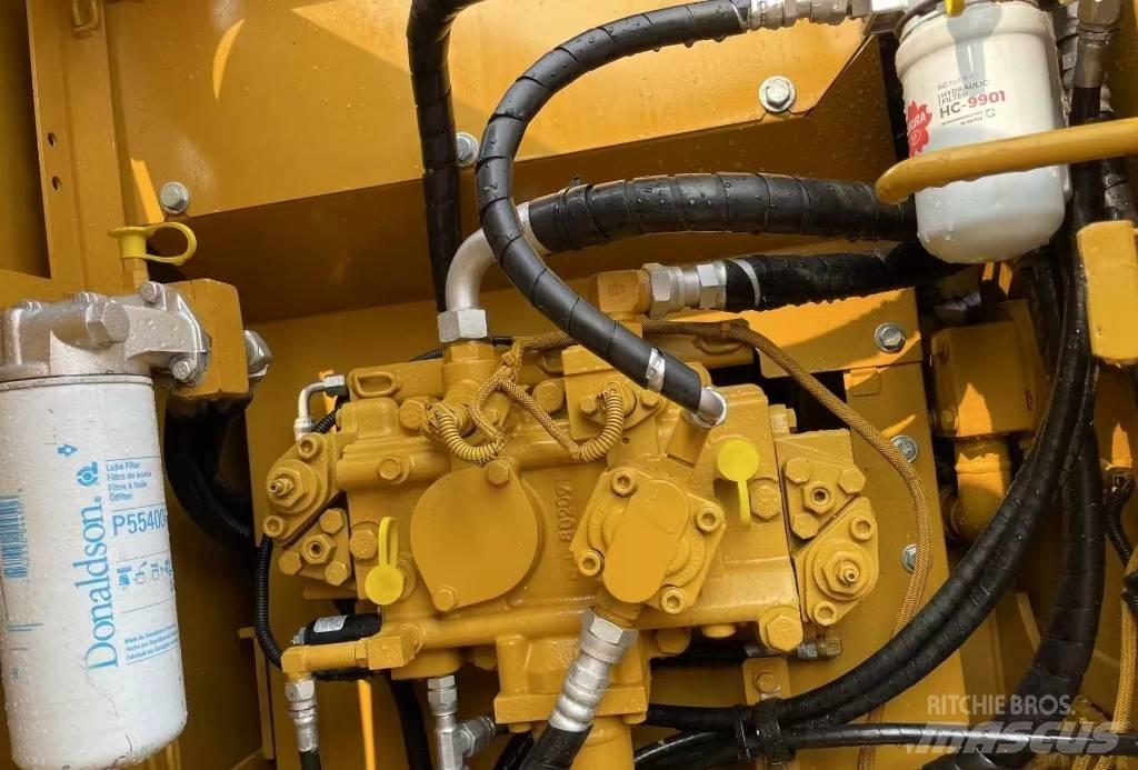 CAT 315 D حفارات زحافة