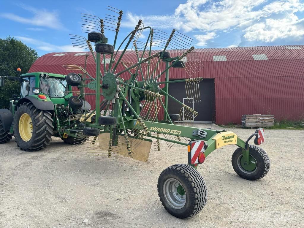 Krone Swadro TC 880 مكابس وميبسات التبن