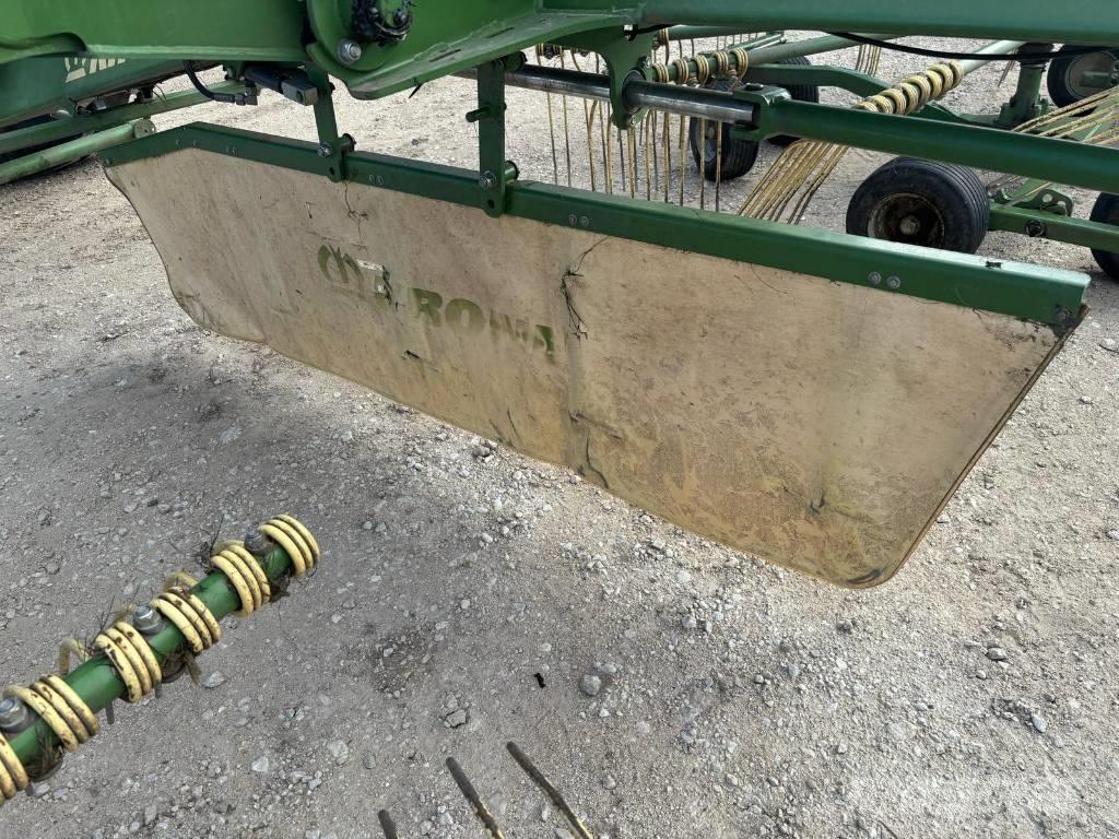 Krone Swadro TC 880 مكابس وميبسات التبن