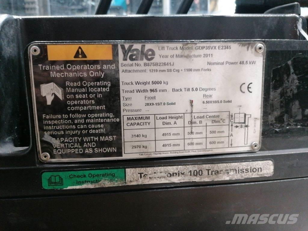 Yale GDP35VX شاحنات الديزل