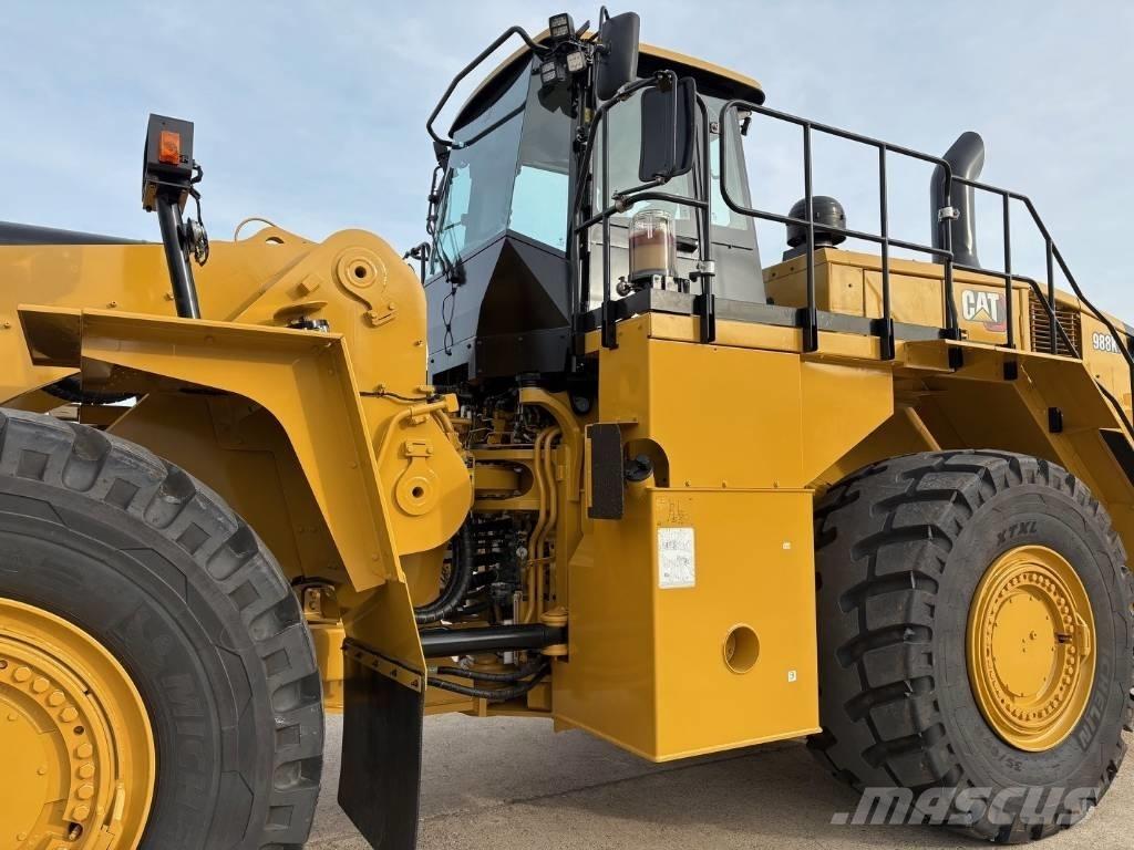 CAT 988 K لوادر بعجل