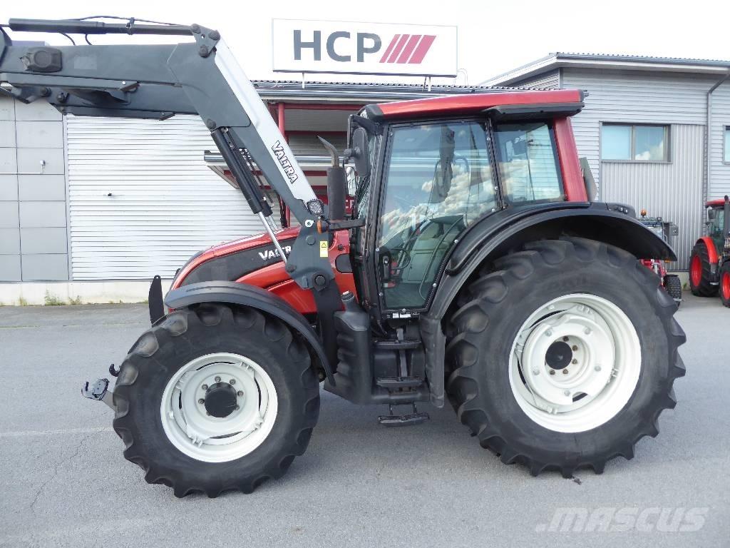 Valtra N141 Advance الجرارات