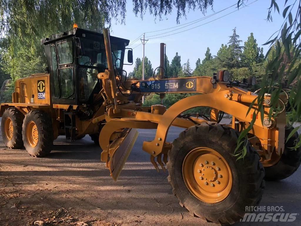 SEM 915 motor grader معدات تمهيد الطرق