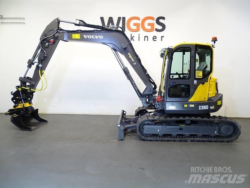 Volvo ECR 88 D حفارات وسط 7 طن - 12 طن