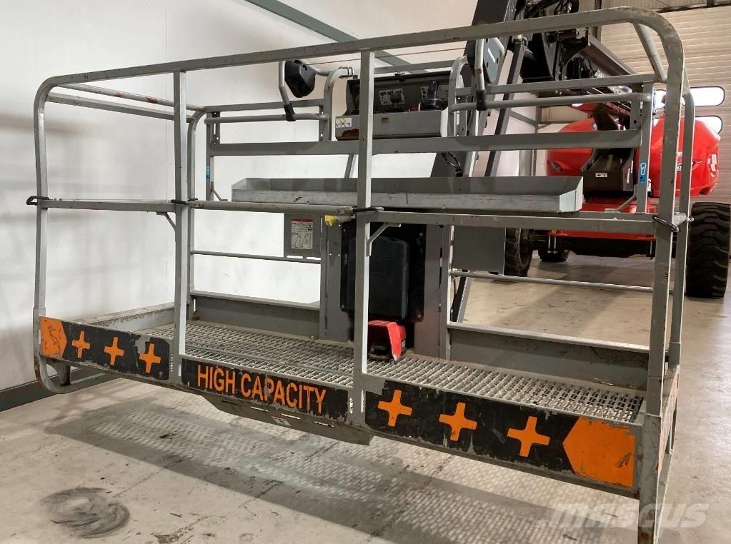 Manitou 220 TJ رافعات سلة تلسكوبية
