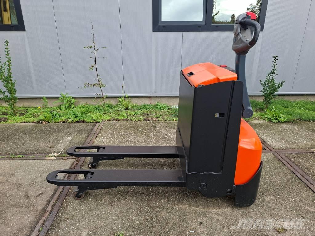 BT LWE 160 معدات الرفع منخفض المستوى