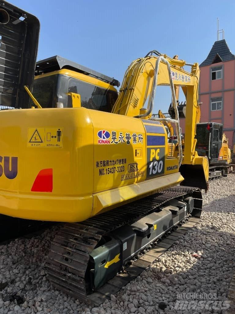 Komatsu 130-7 حفارات زحافة