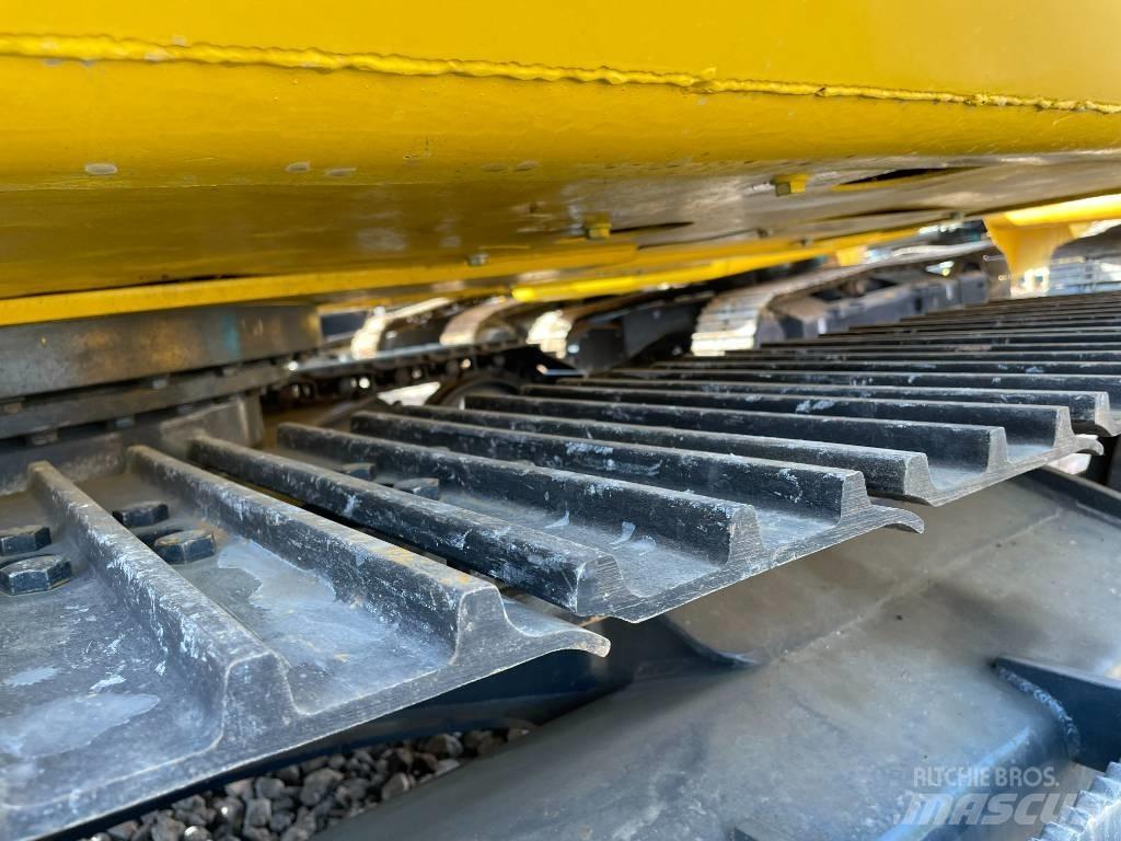 Komatsu 130-7 حفارات زحافة