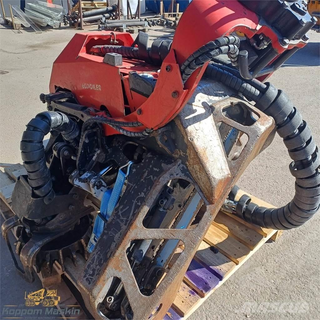 Komatsu C124 رؤوس حصادات