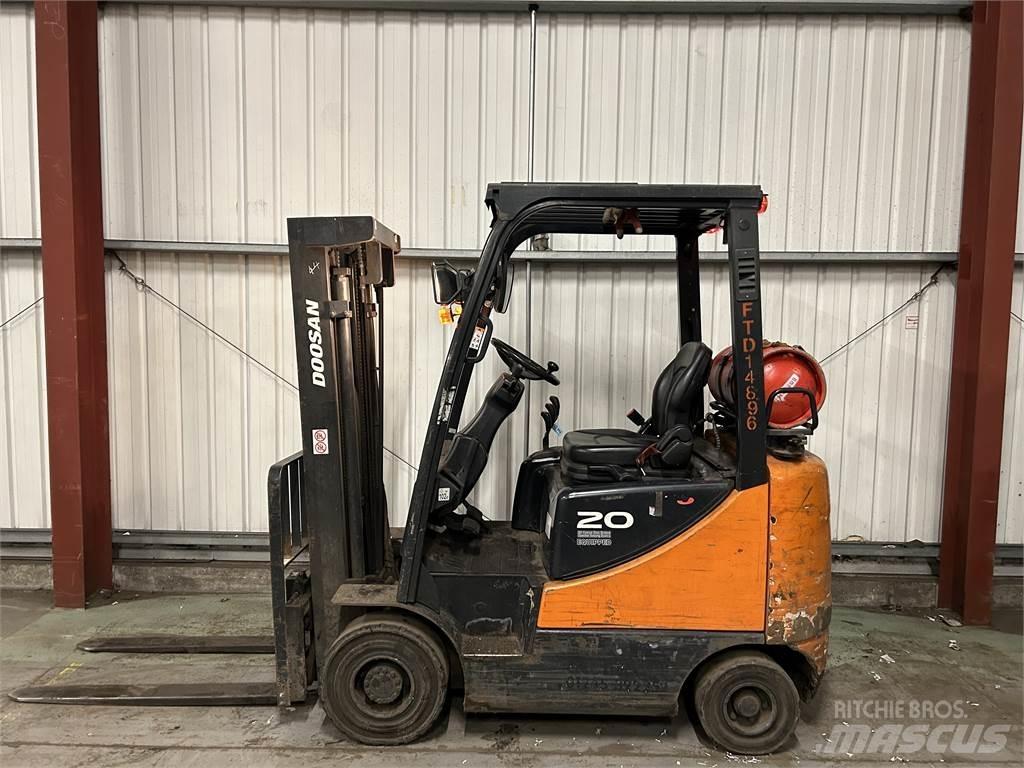 Doosan G20SC-5 شاحنات LPG
