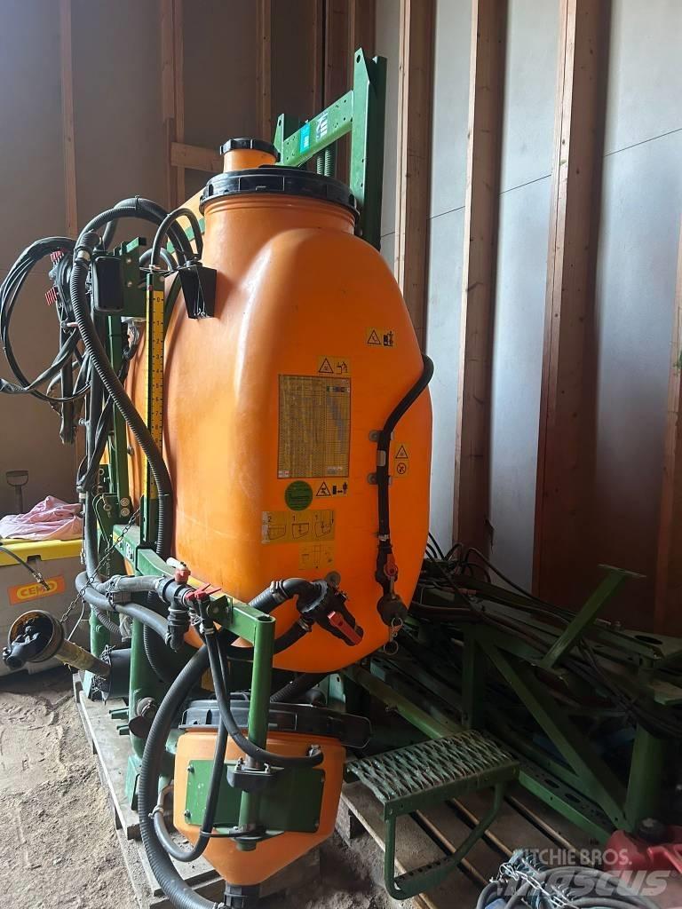 Amazone UF 1200 15m رشاشات محمولة