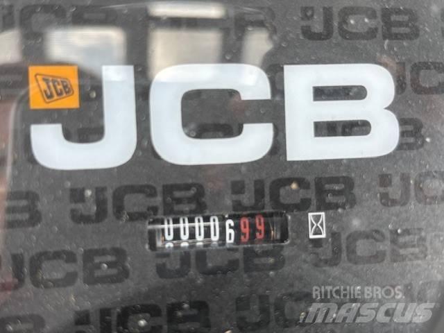 JCB 403 لوادر انزلاقية التوجيه
