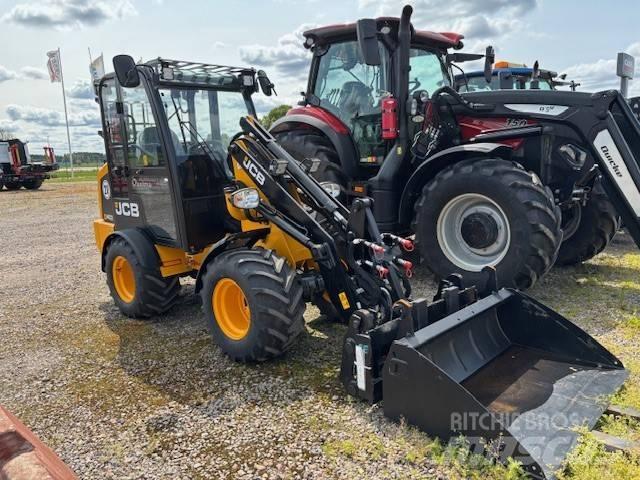 JCB 403 لوادر انزلاقية التوجيه