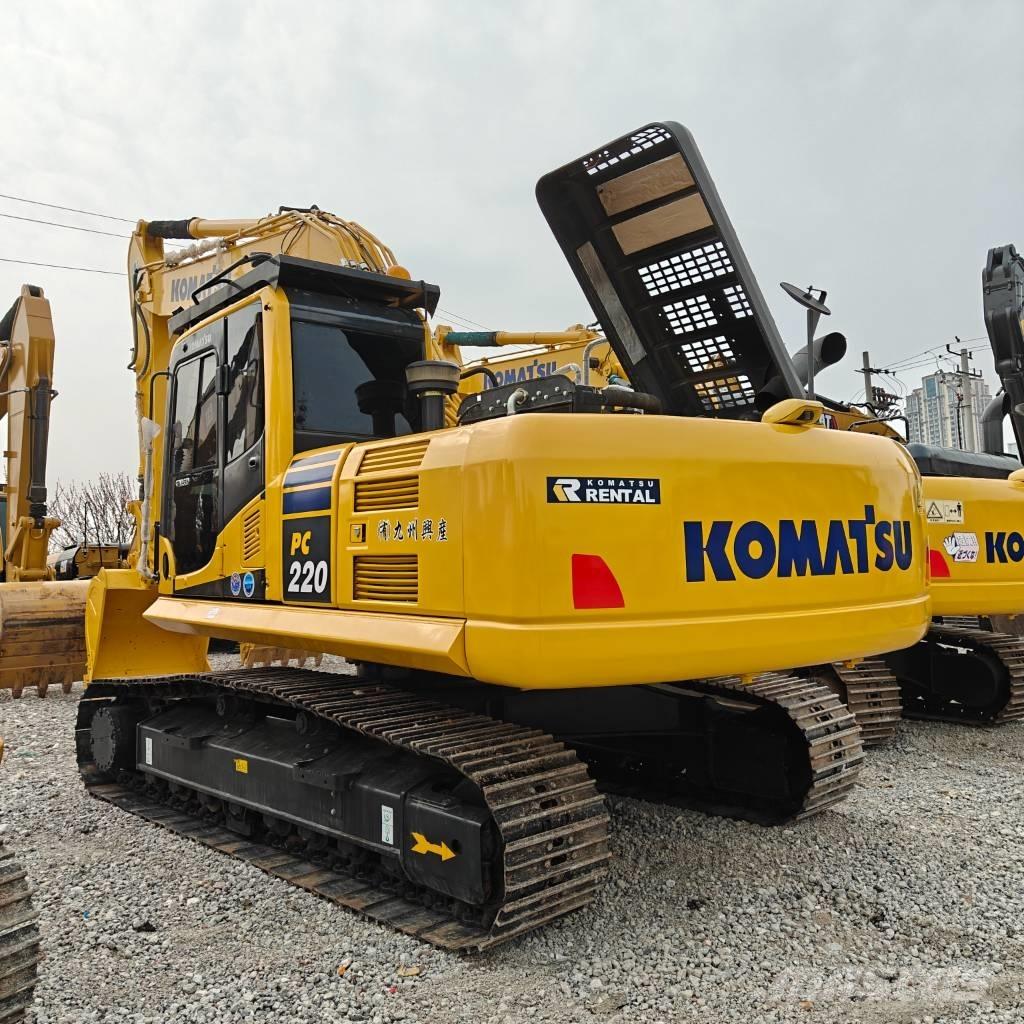 Komatsu 220-8 حفارات زحافة