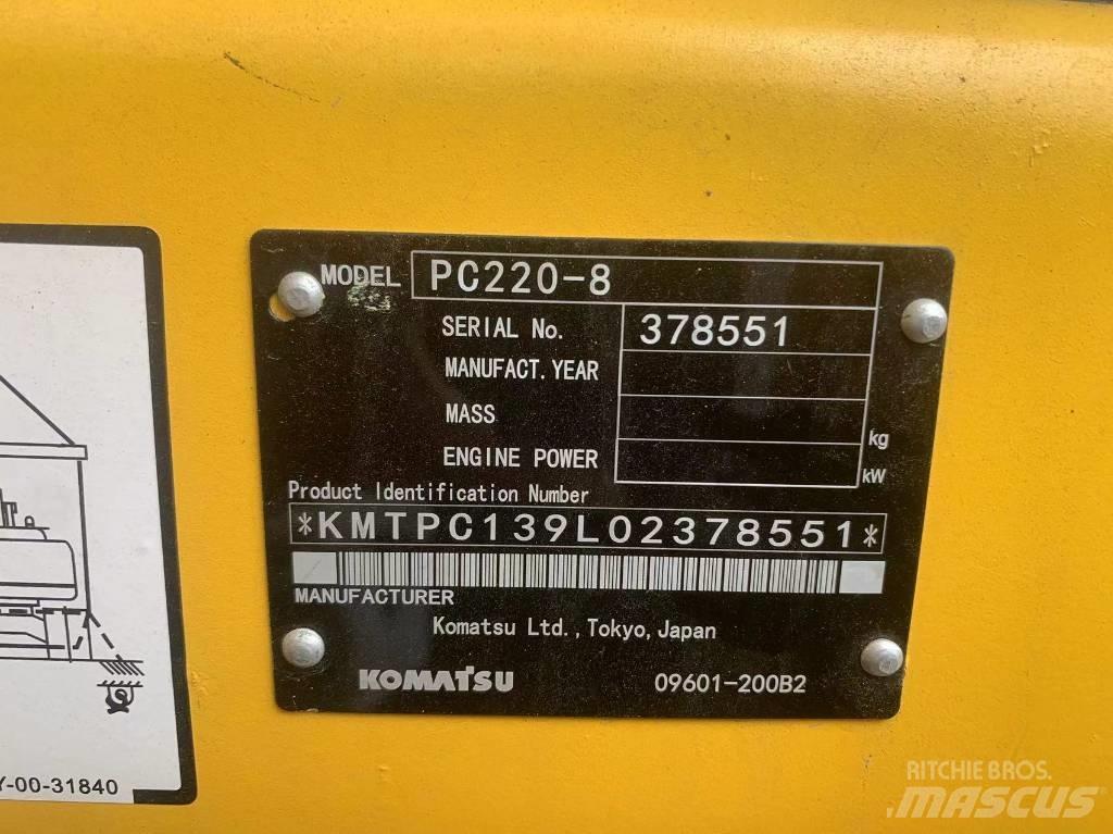 Komatsu PC 220-8 حفارات زحافة