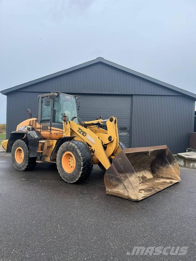 CASE 721 D لوادر بعجل