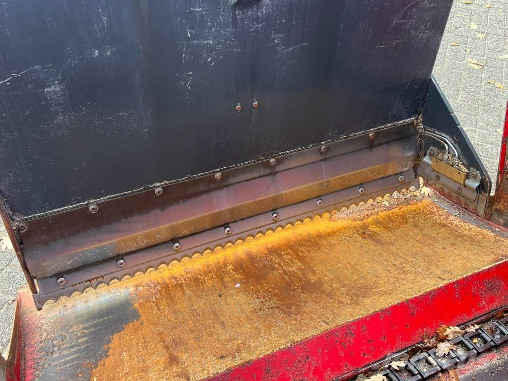 Trioliet Silobuster علافات ماشية