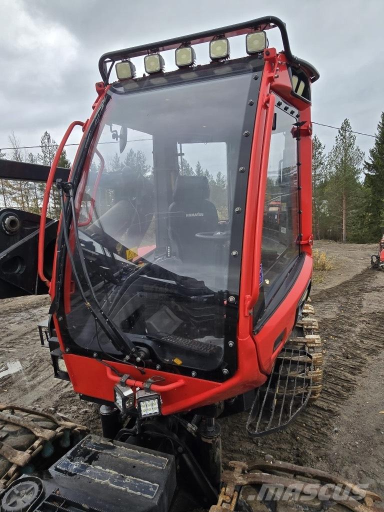 Komatsu 901.5 حصادات