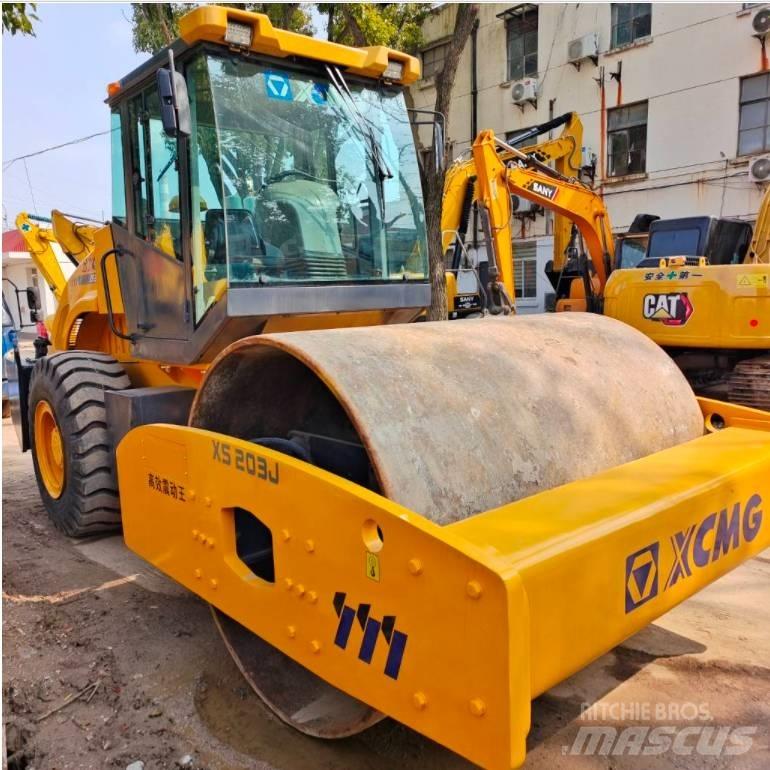 XCMG XS 203 J مداحل أحادية الأسطوانة