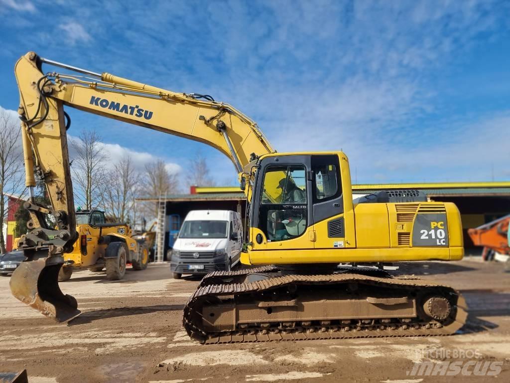 Komatsu PC 210 LC-8 حفارات زحافة