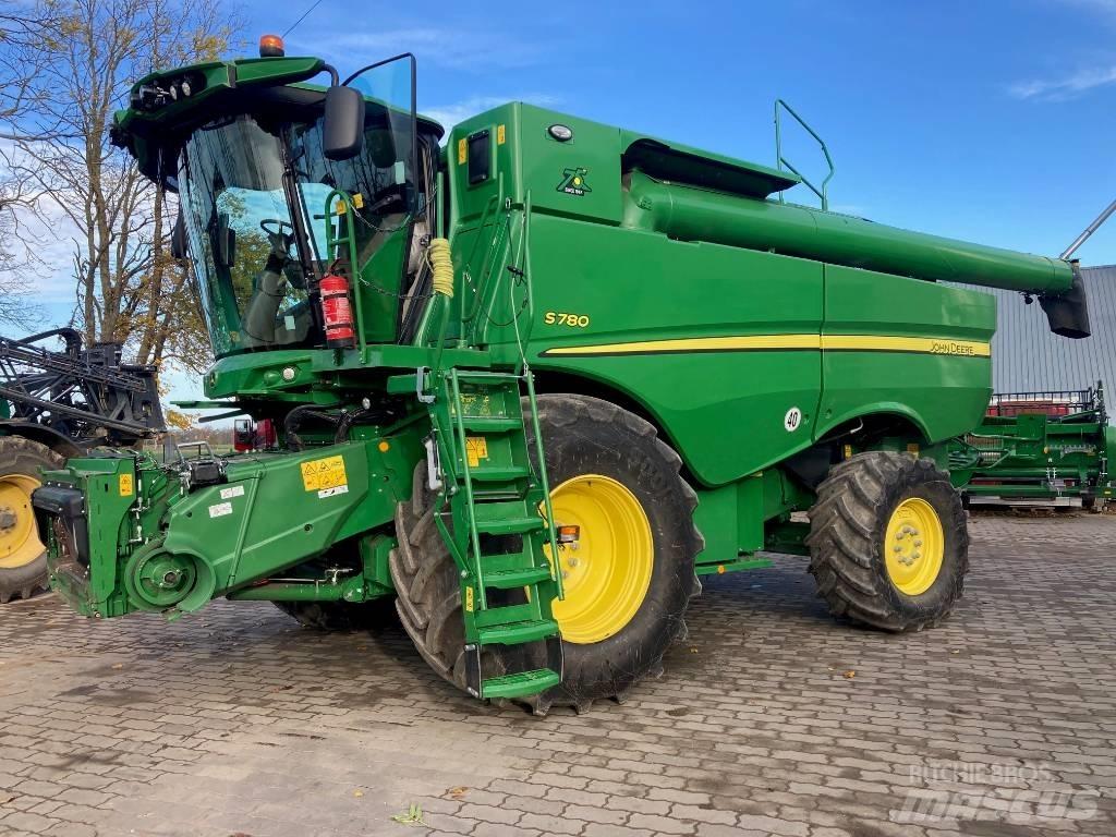 John Deere S 780 حصادات