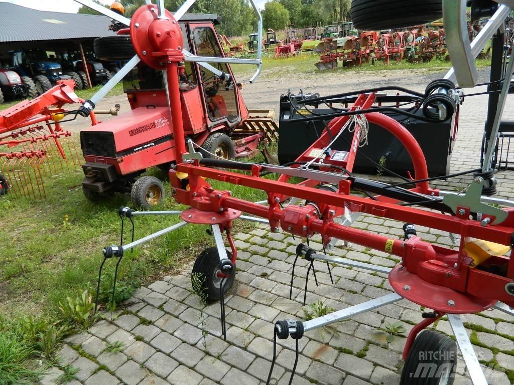 DCM GVF 560 3PN مكابس وميبسات التبن