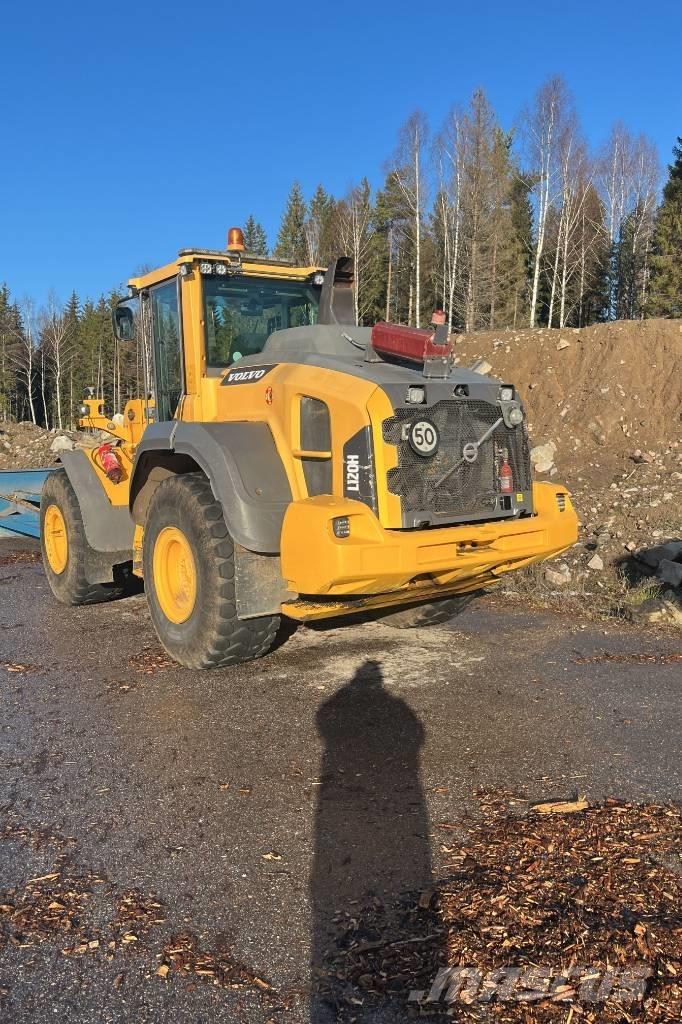 Volvo L 120 H لوادر بعجل