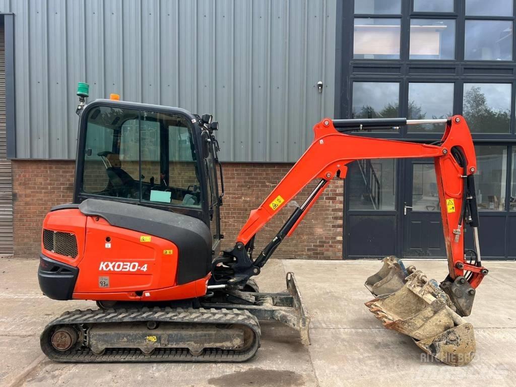 Kubota KX 030-4 حفارات صغيرة أقل من 7 طن (حفارات صغيرة)