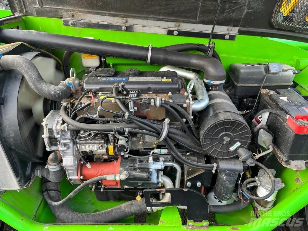 Merlo P 38.14 مناولات متداخلة