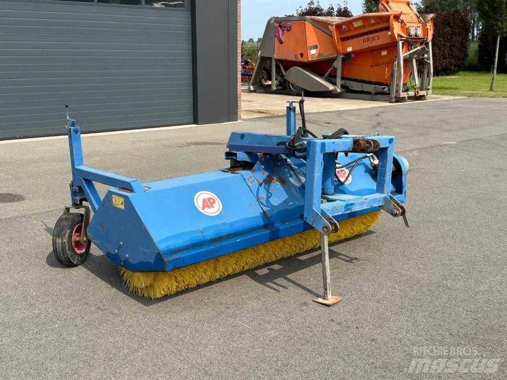 AP VHZ 2500 كناسات