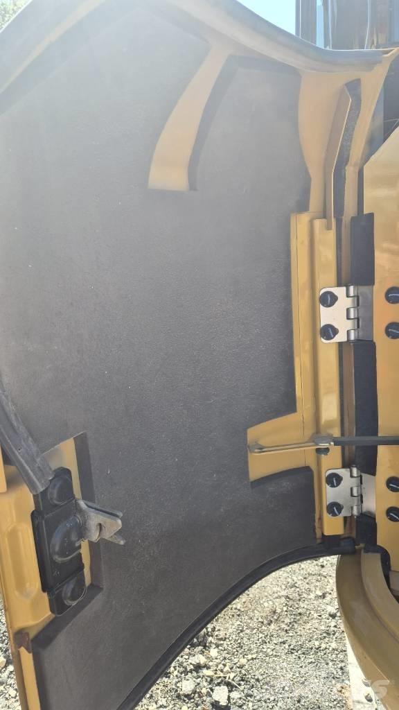 CAT 308 E 2 CR حفارات وسط 7 طن - 12 طن