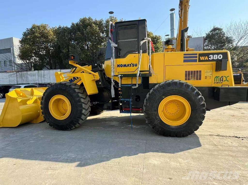 Komatsu WA 380-3 لوادر بعجل