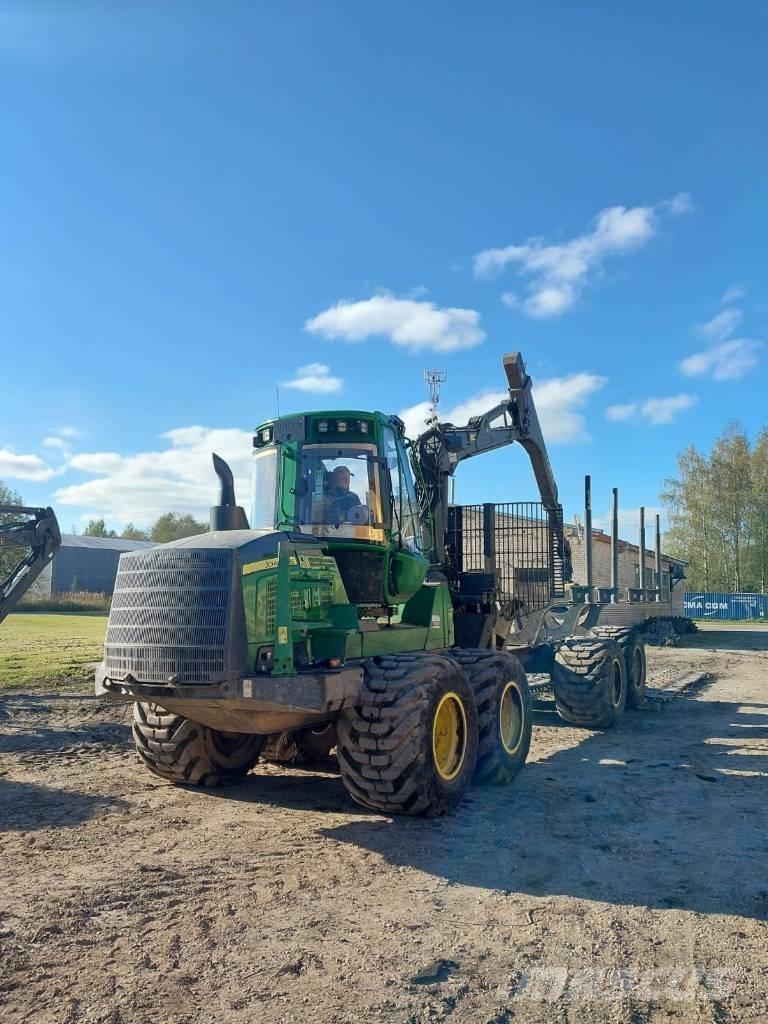 John Deere 1510G شاحنات