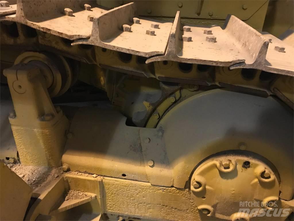 CAT D 6 C رافعات مد أنابيب