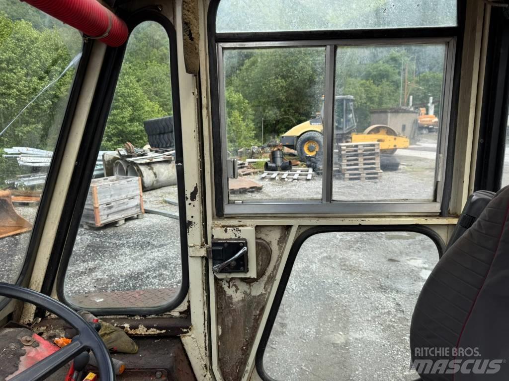 Manitou MB 60 H شاحنات الديزل