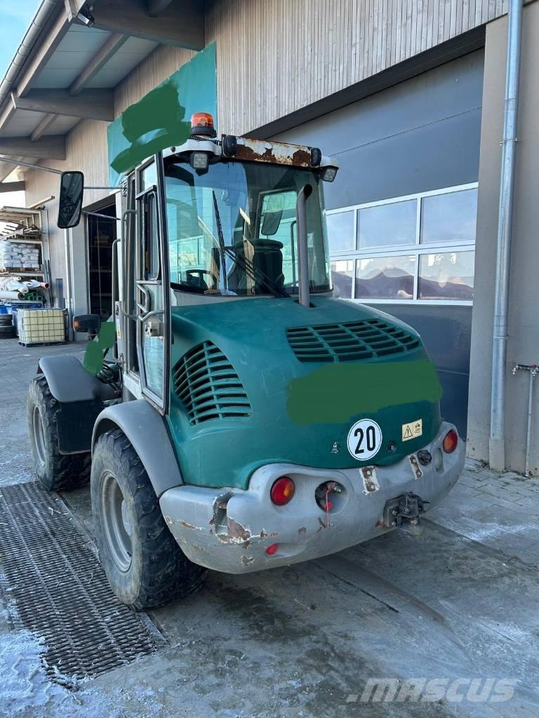 Atlas AR 75 لوادر بعجل