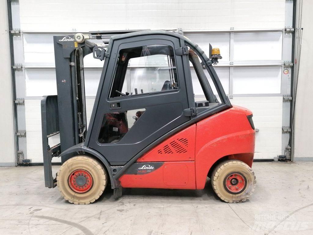 Linde H30D-02 شاحنات الديزل
