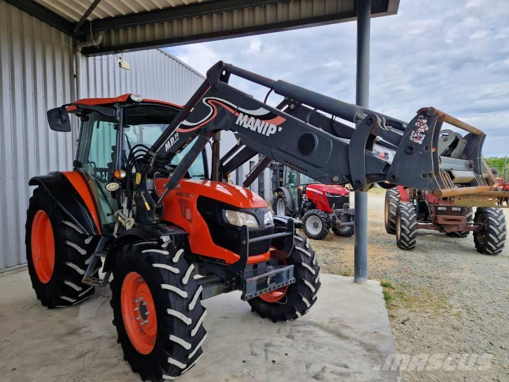 Kubota M 8560 DT الجرارات