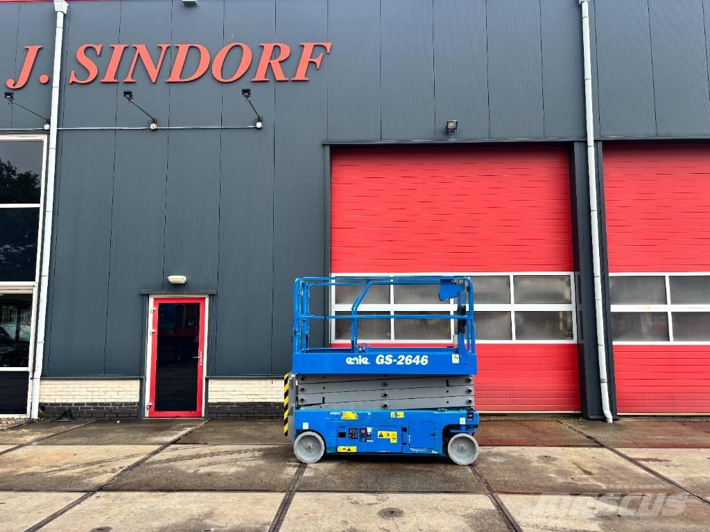 Genie GS 2646 رافعات مقصية الشكل