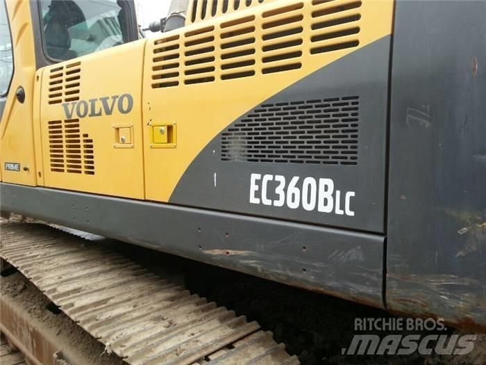 Volvo EC 360 B LC حفارات زحافة