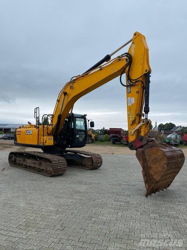 JCB JS 220 LC حفارات زحافة