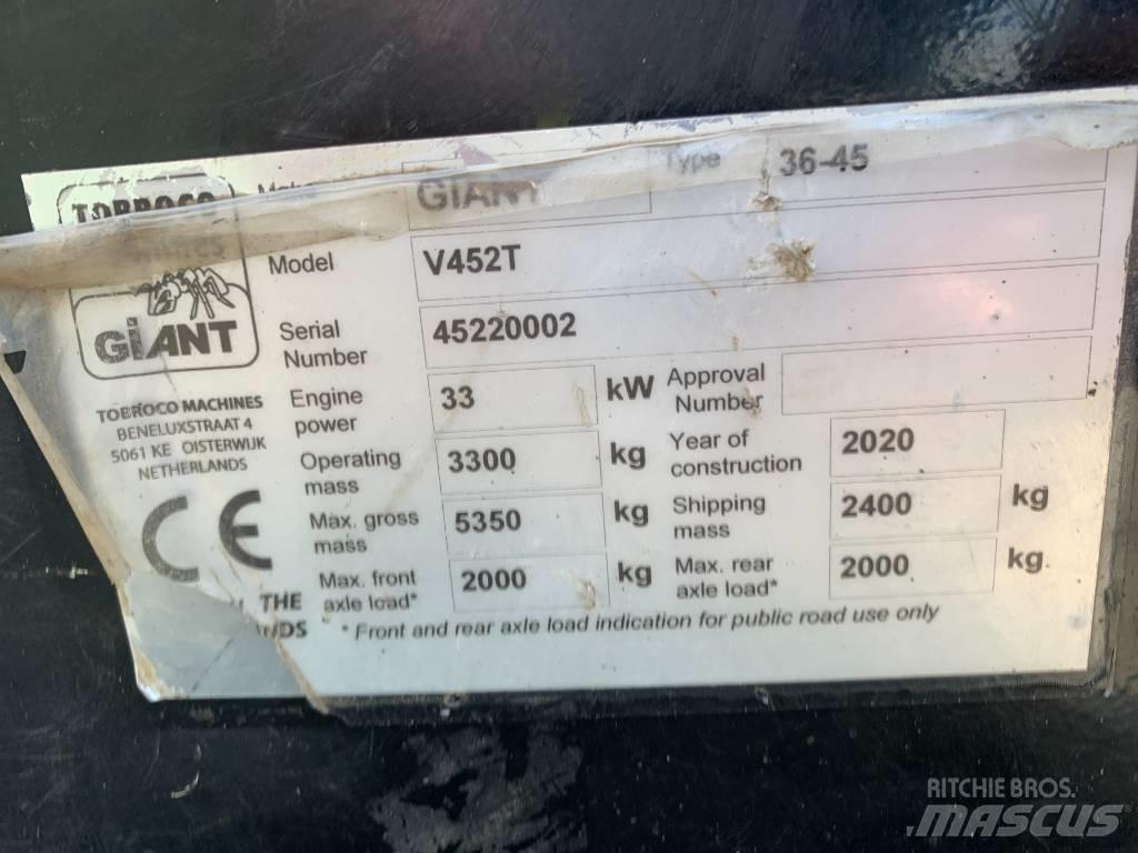 GiANT V 452 T لوادر متعددة الأغراض
