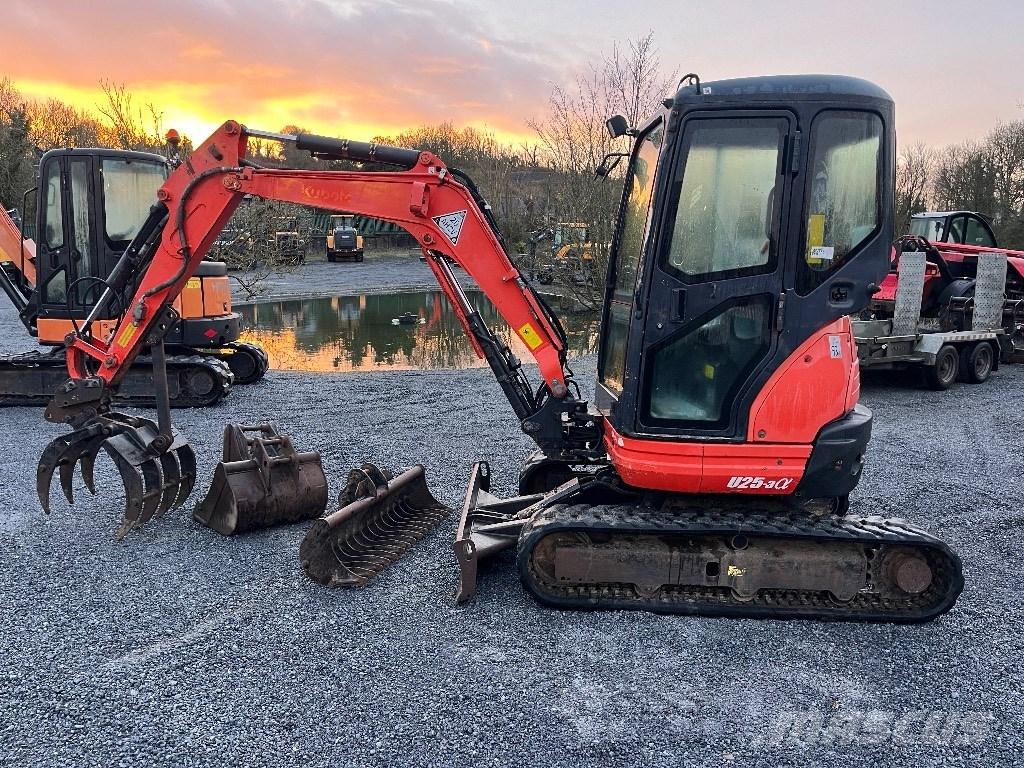 Kubota U 25-3 حفارات صغيرة أقل من 7 طن (حفارات صغيرة)