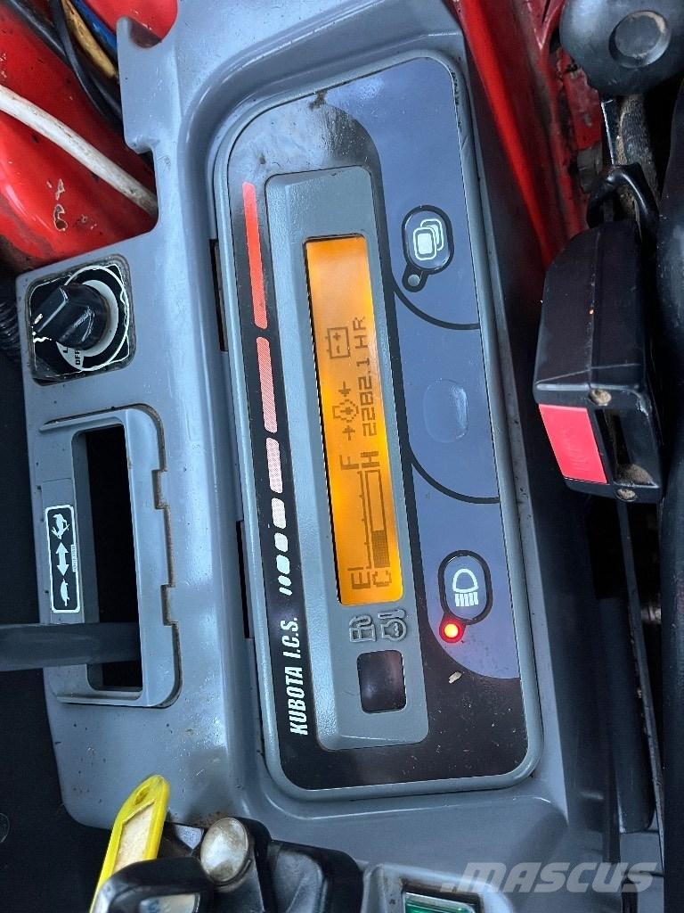 Kubota U 25-3 حفارات صغيرة أقل من 7 طن (حفارات صغيرة)