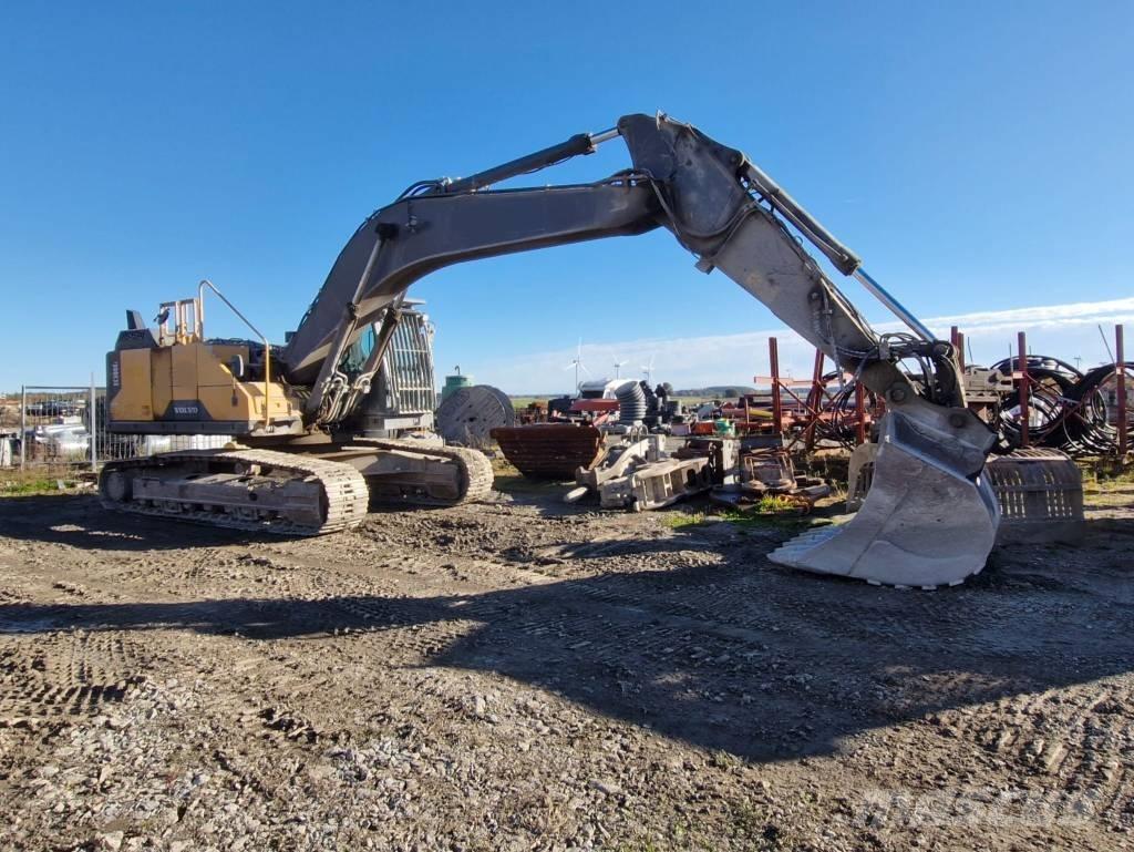 Volvo EC 300 EL حفارات زحافة