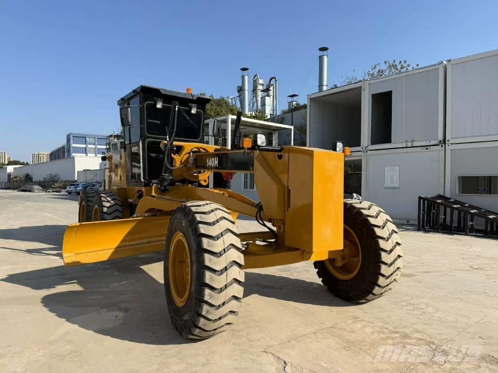 CAT 140 H معدات تمهيد الطرق