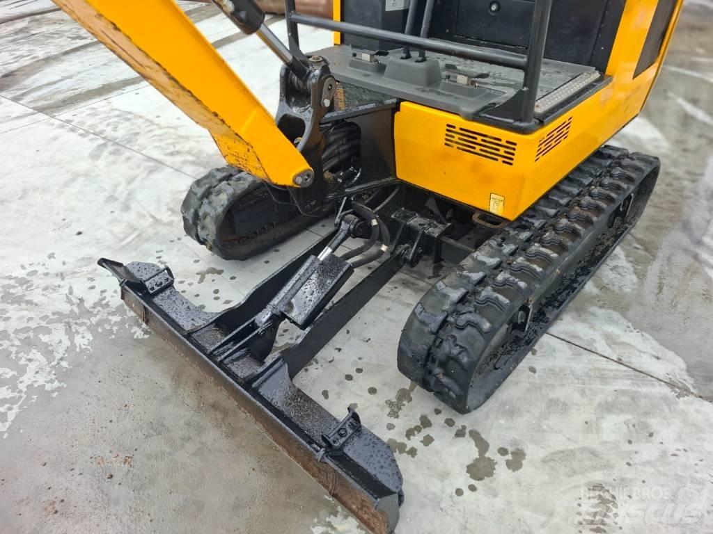 JCB 16 C-1 حفارات صغيرة أقل من 7 طن (حفارات صغيرة)