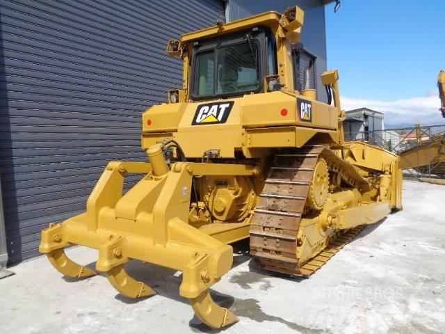 CAT D 6 T XL جرارات تسوية