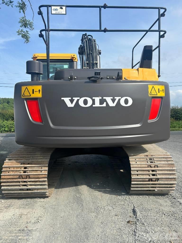 Volvo EC 140 DL حفارات زحافة